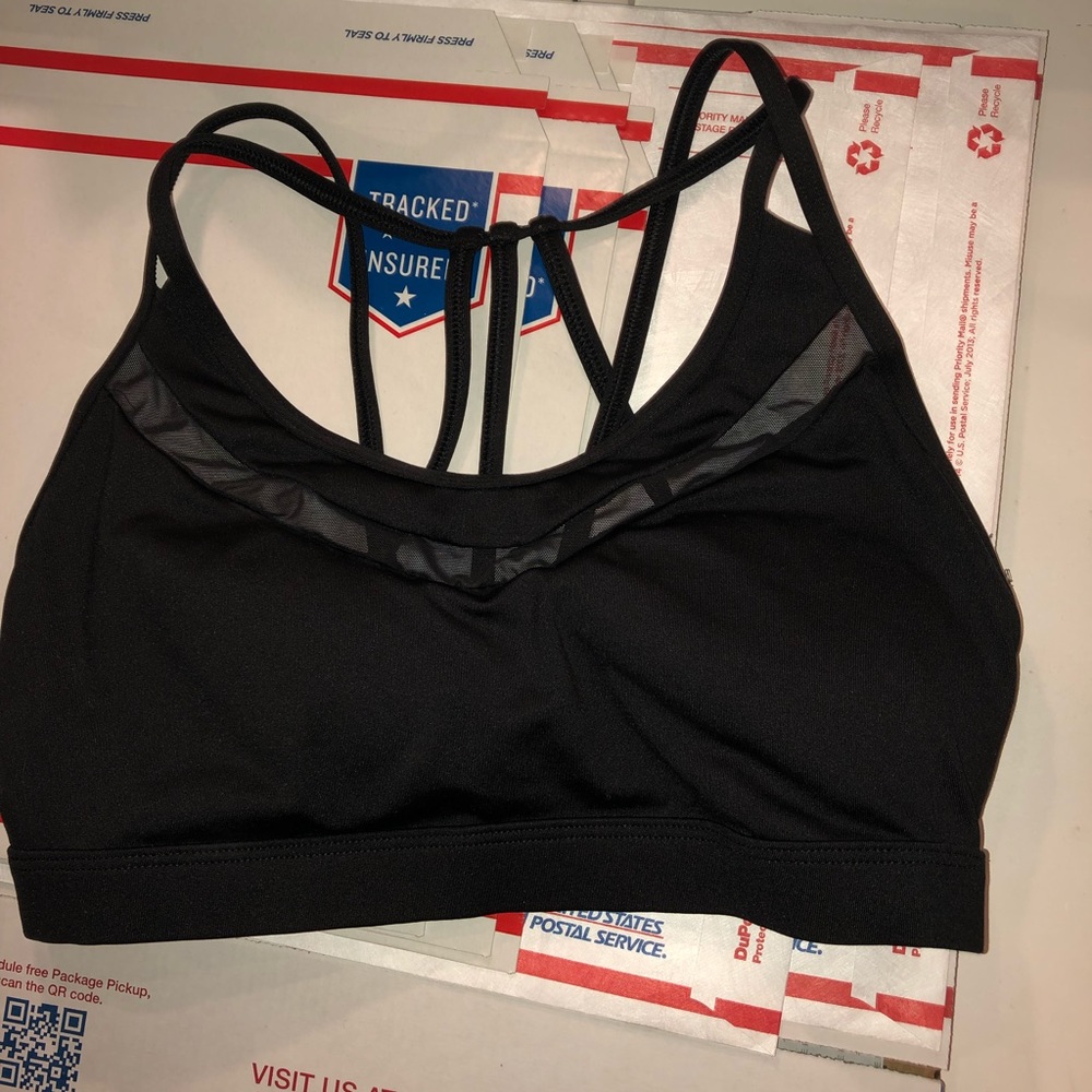 VICTORIA SECRET SPORTS BRA